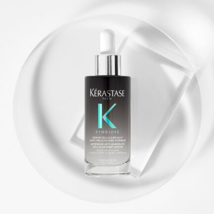 Blond Absolu Ultra Violet Shampoo squeezed into hand