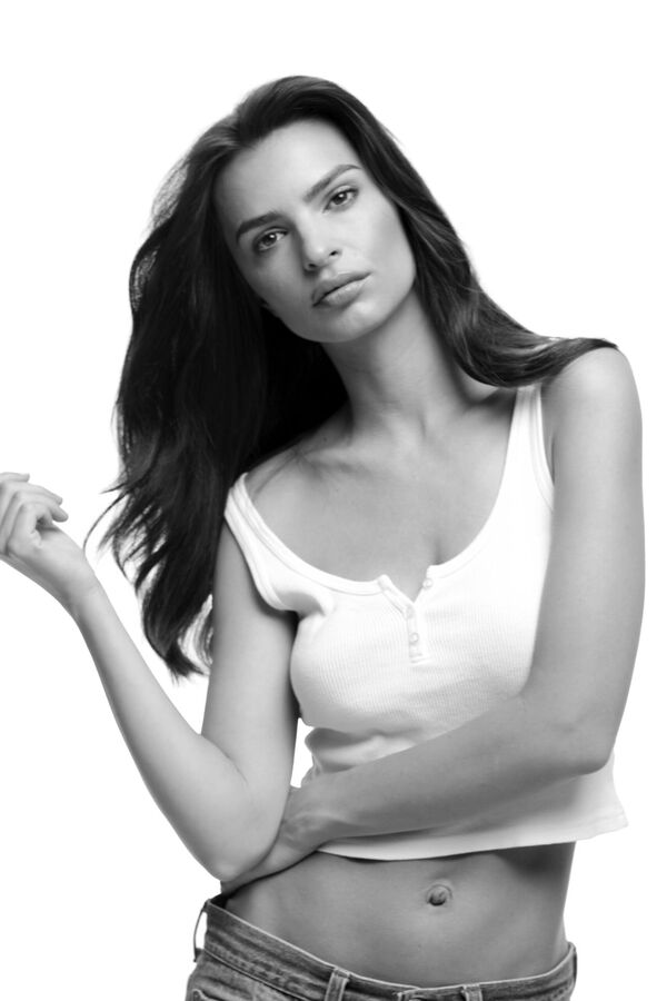 kerastase Nutritive – Emily Ratajkowski – Dry Hair