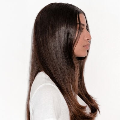 kerastase model with strong hair