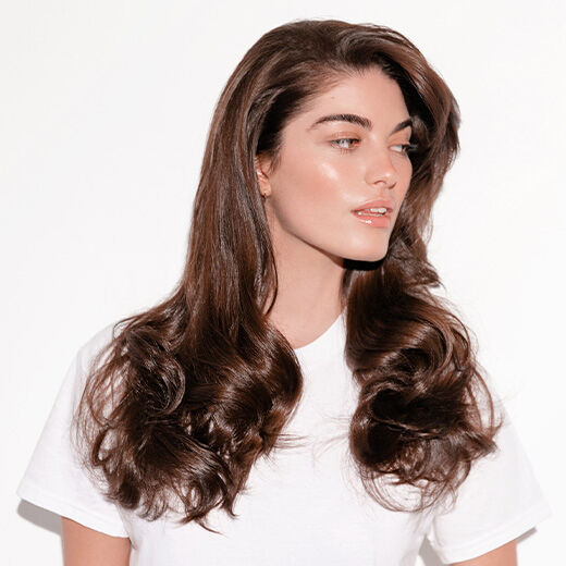 model with hydrated hair